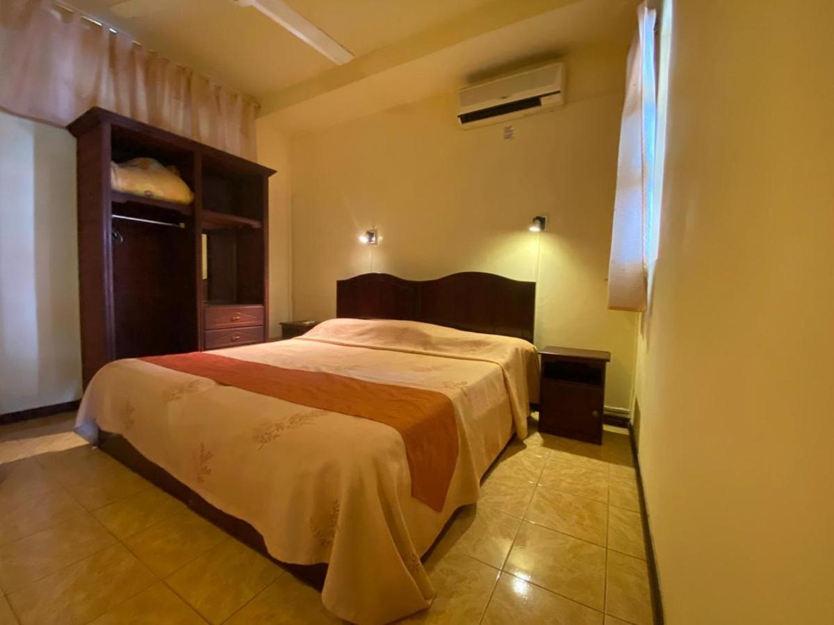 Monalysa Holidays Гранд Байе Екстериор снимка